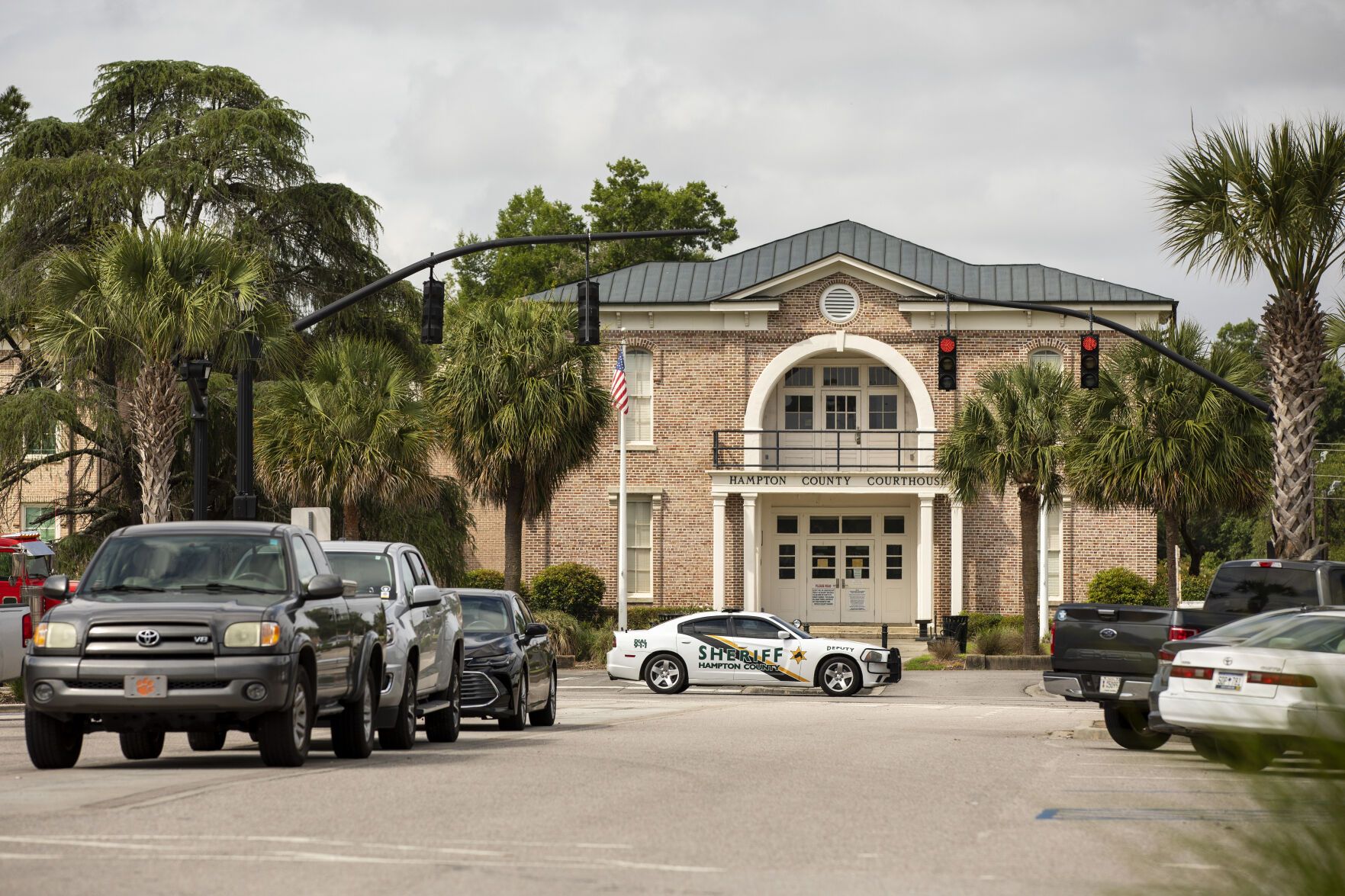hampton county courthouse.jpg